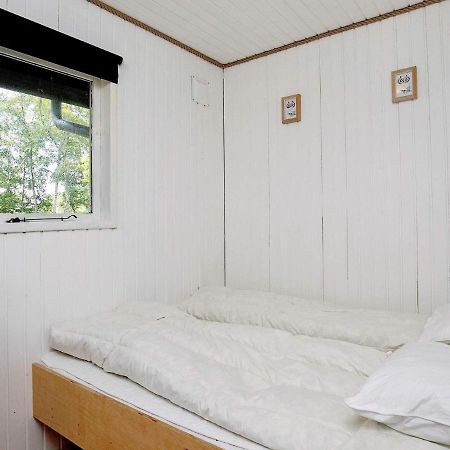 4 Person Holiday Home In L S Laeso Exteriör bild